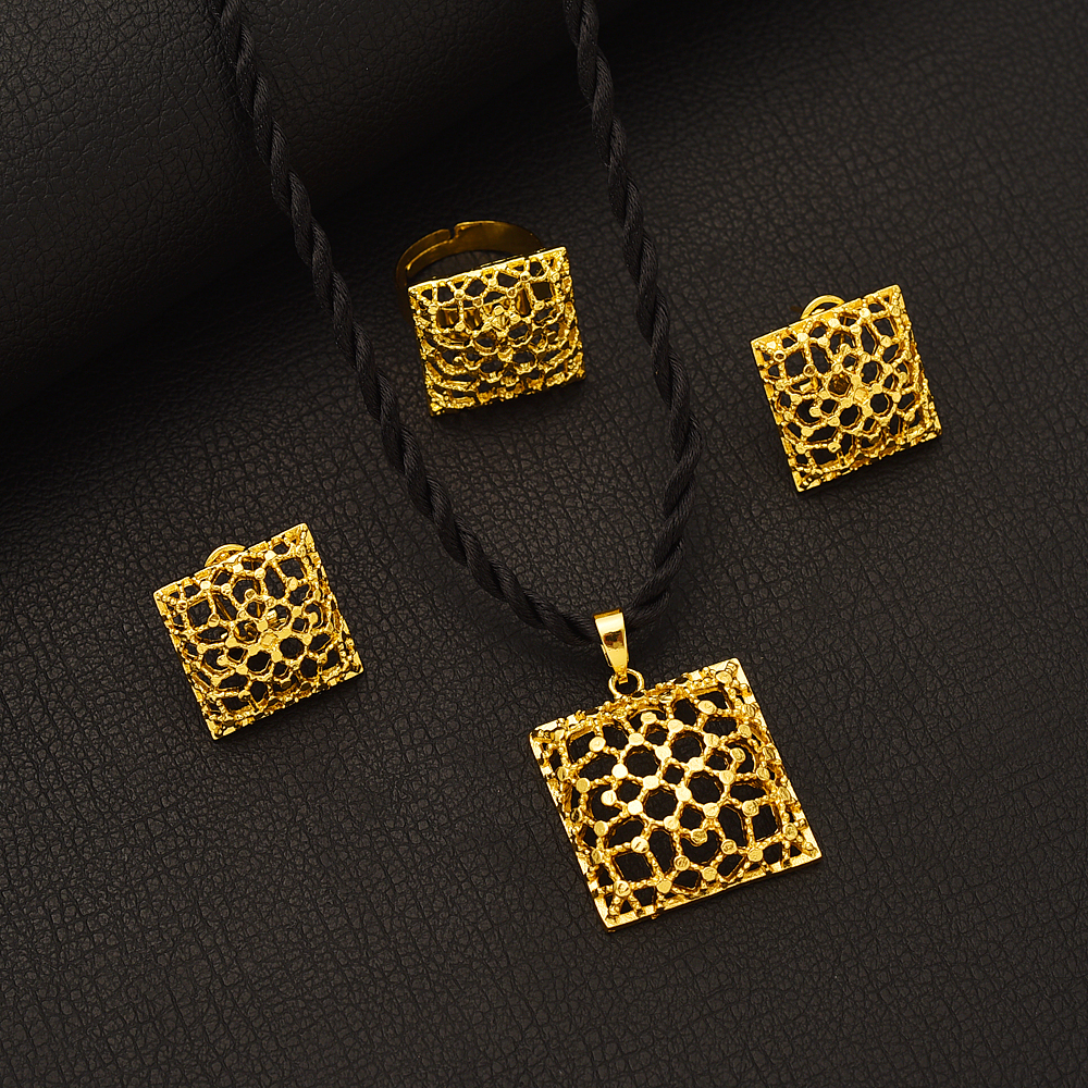Fashion Square Gold Color Jewe – Men Accessories In Dubai recenzja i cena
