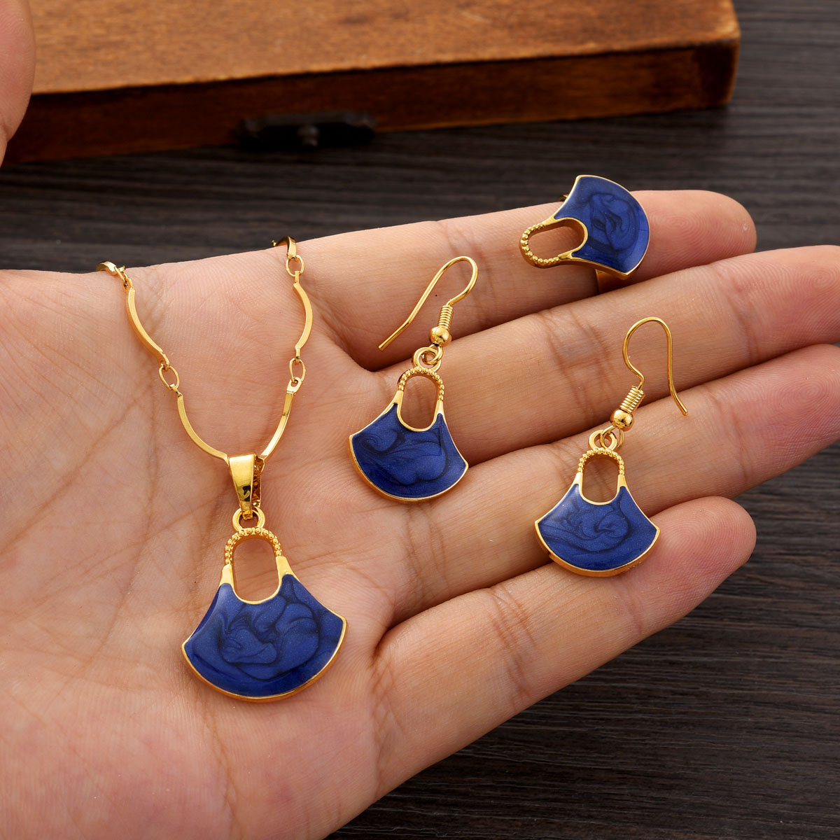 Fashion PNG Gold Color Jewelry – Men Accessories India recenzja i cena